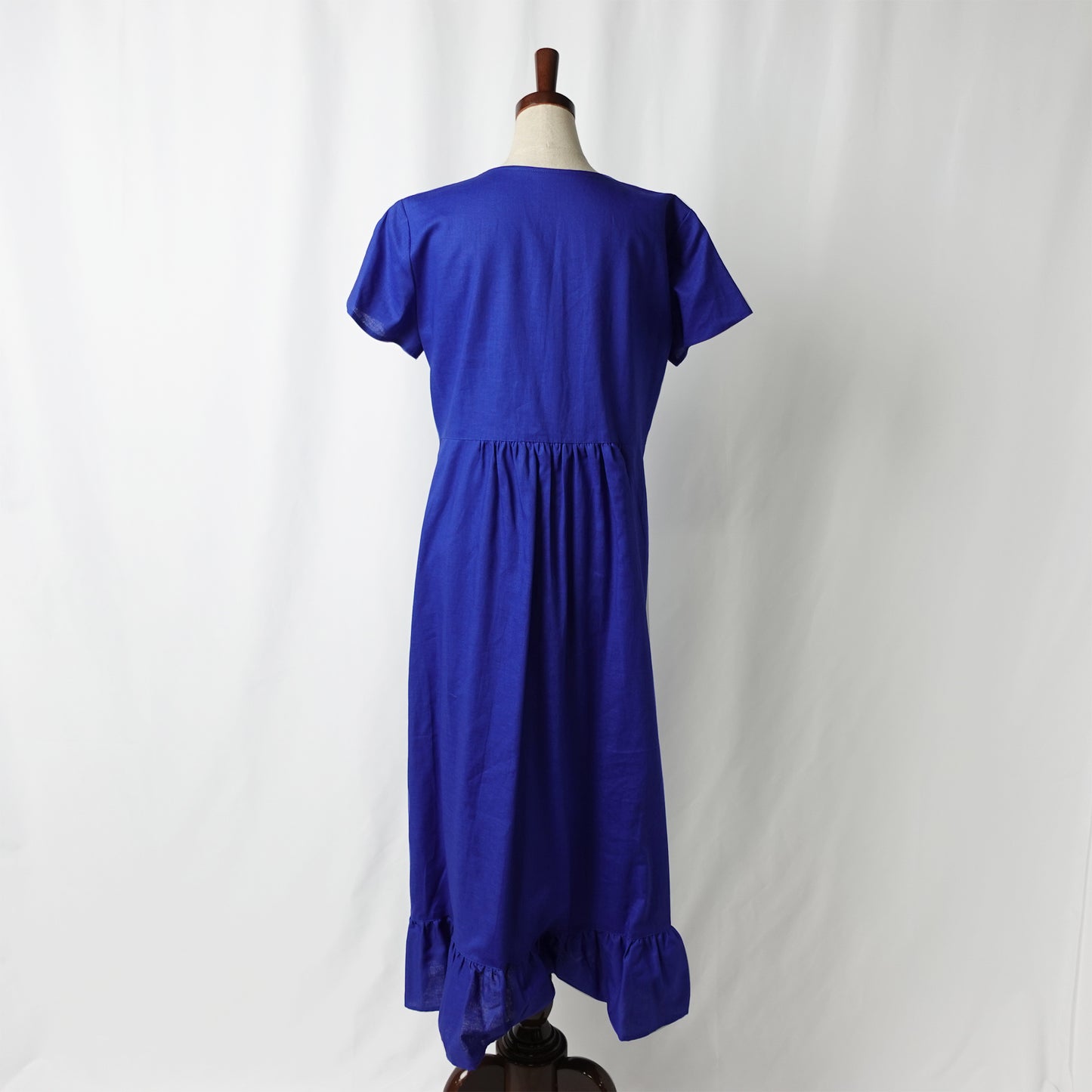 THIDA BREEZE 半袖ティアードワンピース