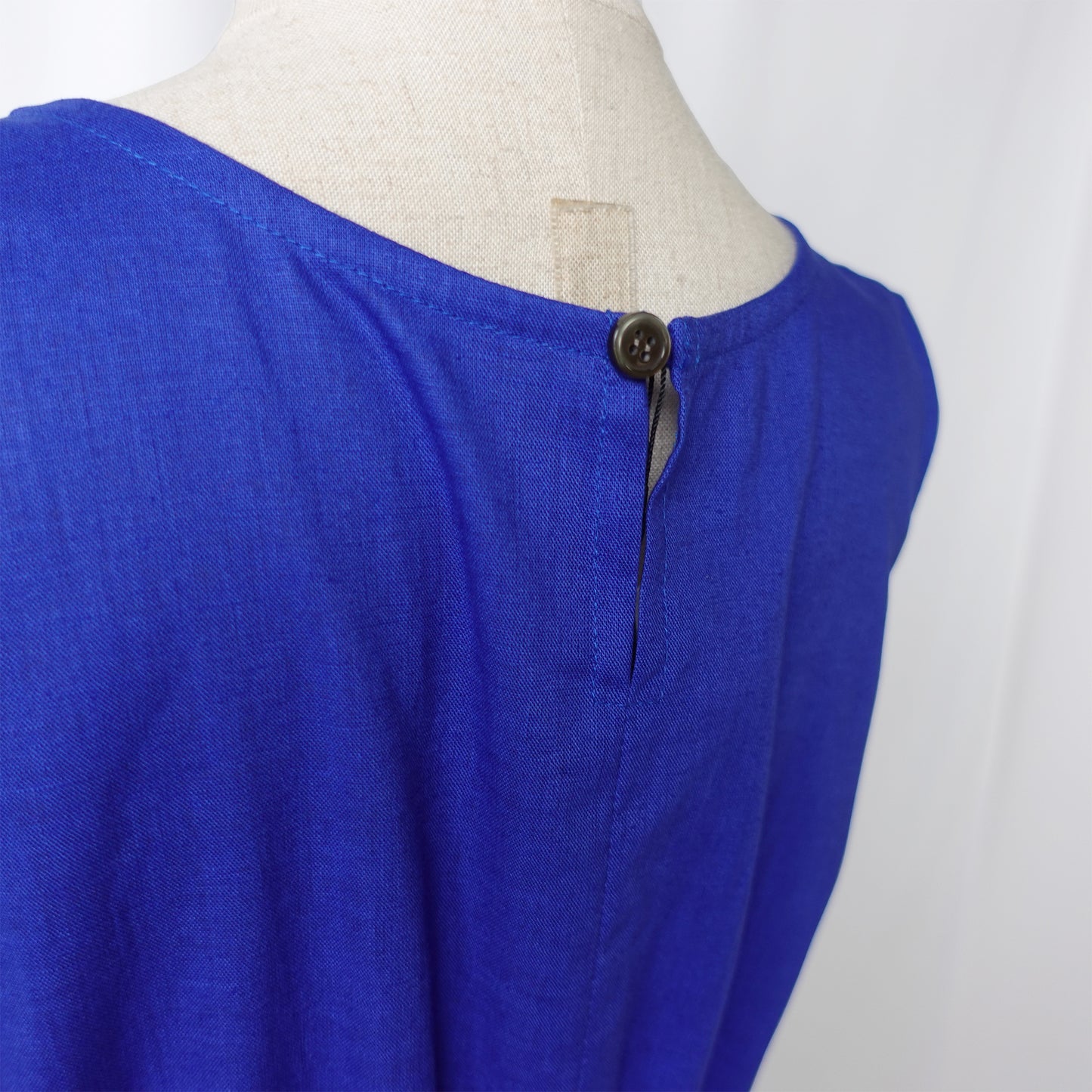 THIDA BREEZE クルーネックティアードワンピース