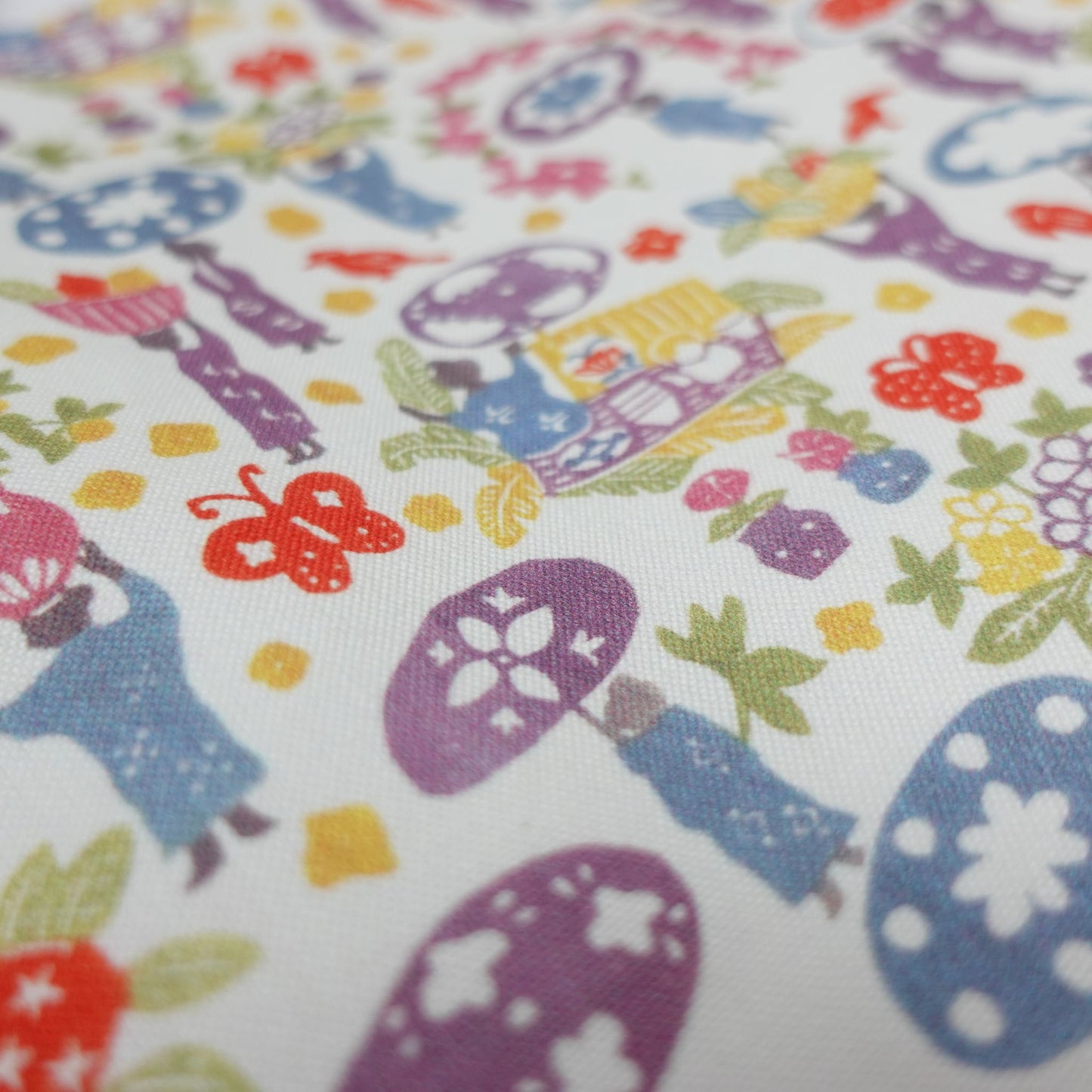 RYUKYU COLLAGE トートバッグ中(市場柄)