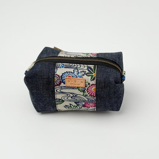 3・7・3デニムキャラメルポーチ