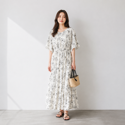 THIDA BREEZE ’26 ラインアートフレア袖ティアードワンピース