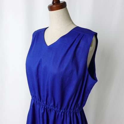 THIDA BREEZE Vネックティアードワンピース