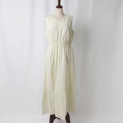 THIDA BREEZE Vネックティアードワンピース