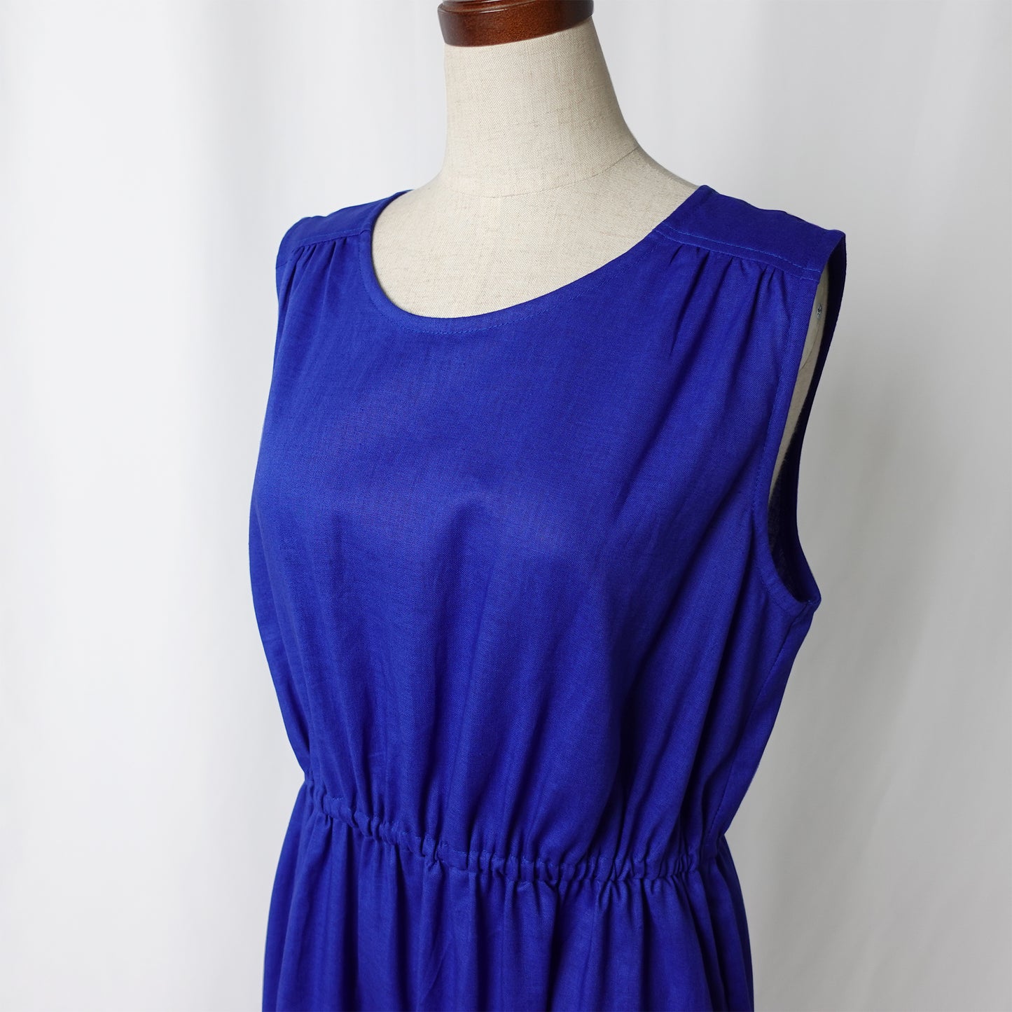 THIDA BREEZE クルーネックティアードワンピース