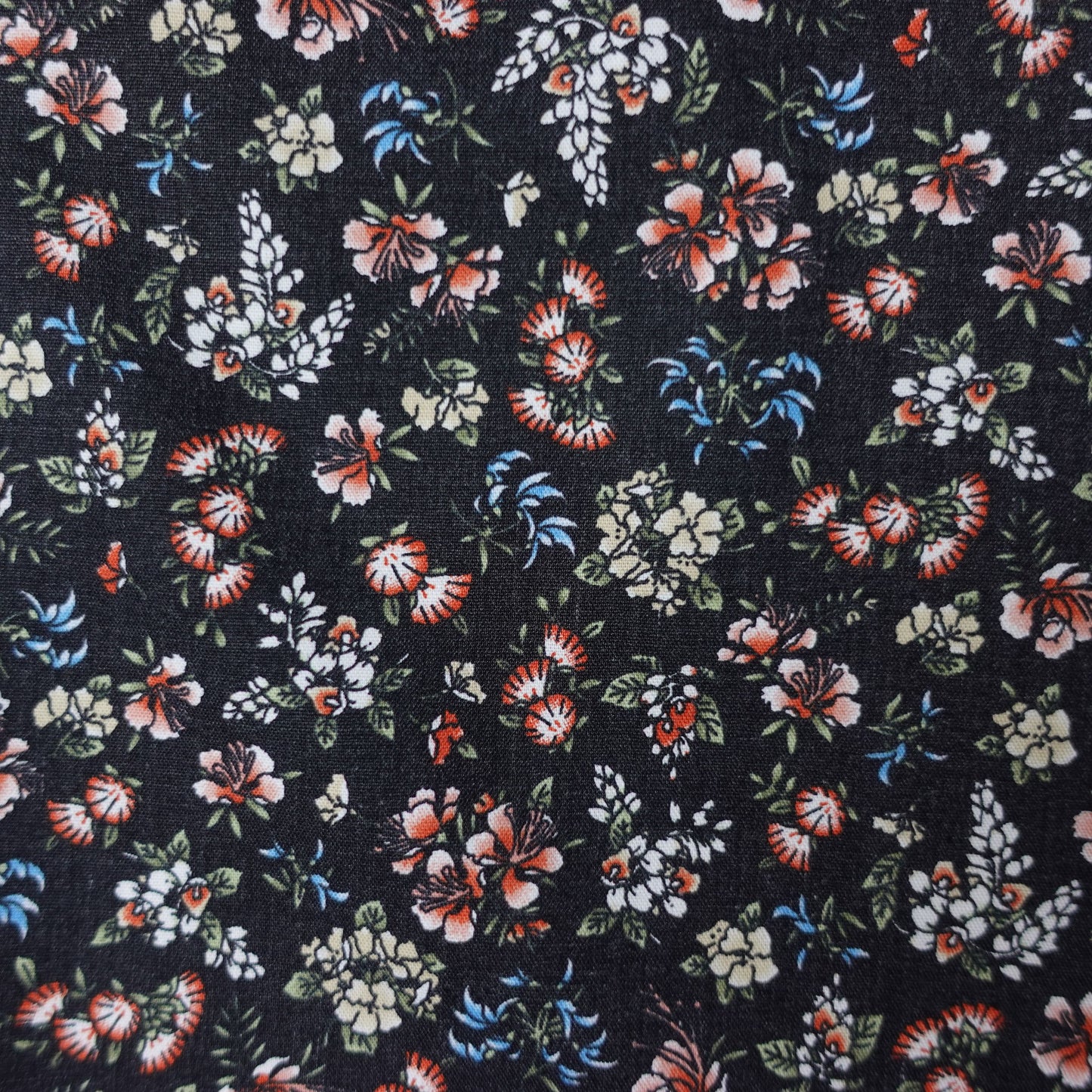Men’s かりゆしウェア 琉花(ボタンダウン)