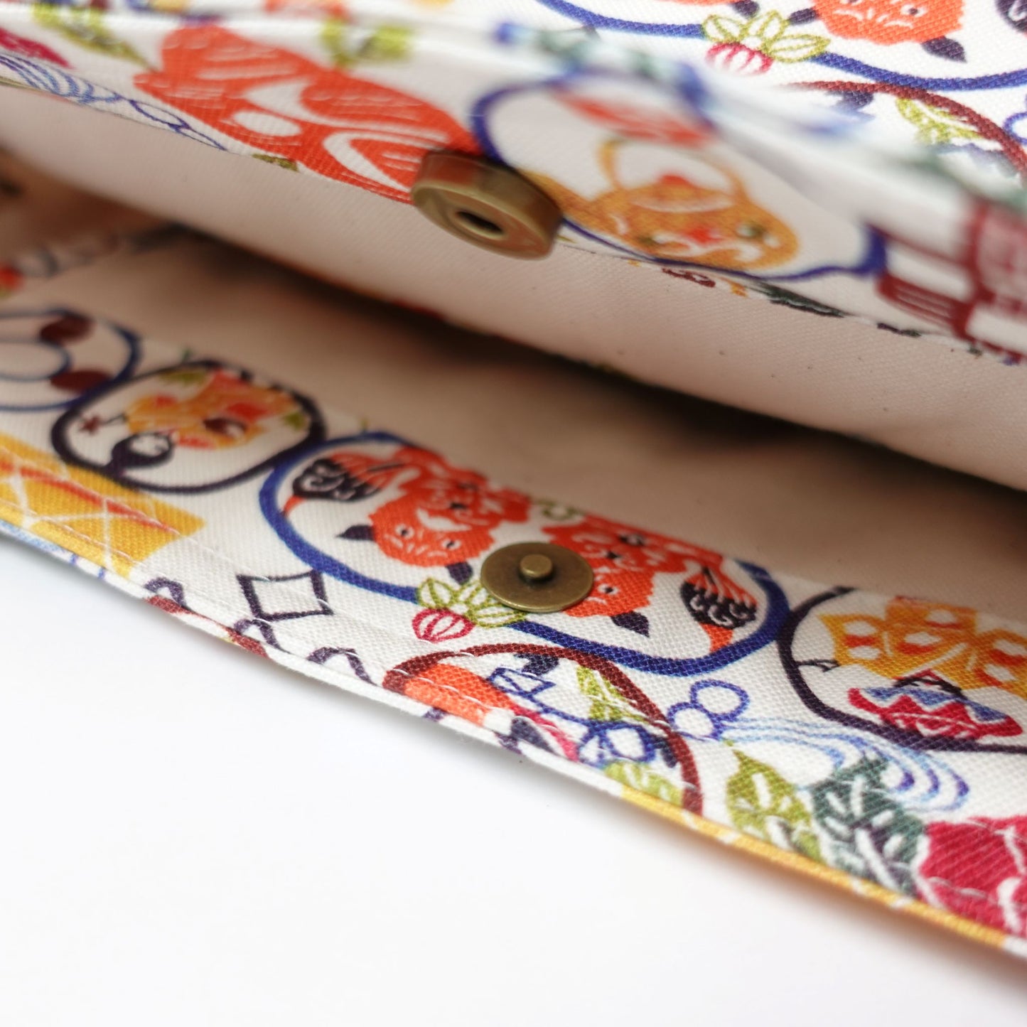 RYUKYU COLLAGE トートバッグ中(ちゃんぷるー柄)