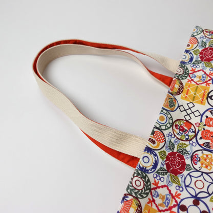 RYUKYU COLLAGE トートバッグ中(ちゃんぷるー柄)