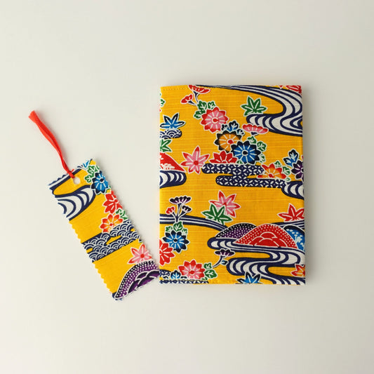 染紅型柄ブックカバー しおり付き