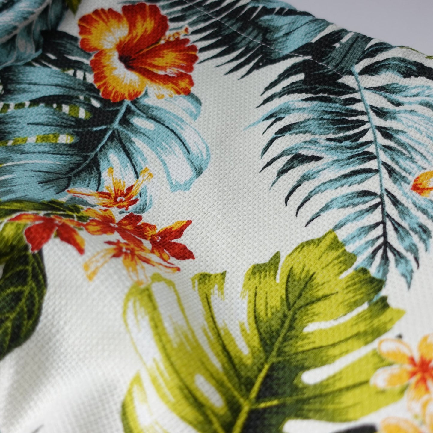 THIDA BREEZE 巾着ショルダーBag（Botanical）