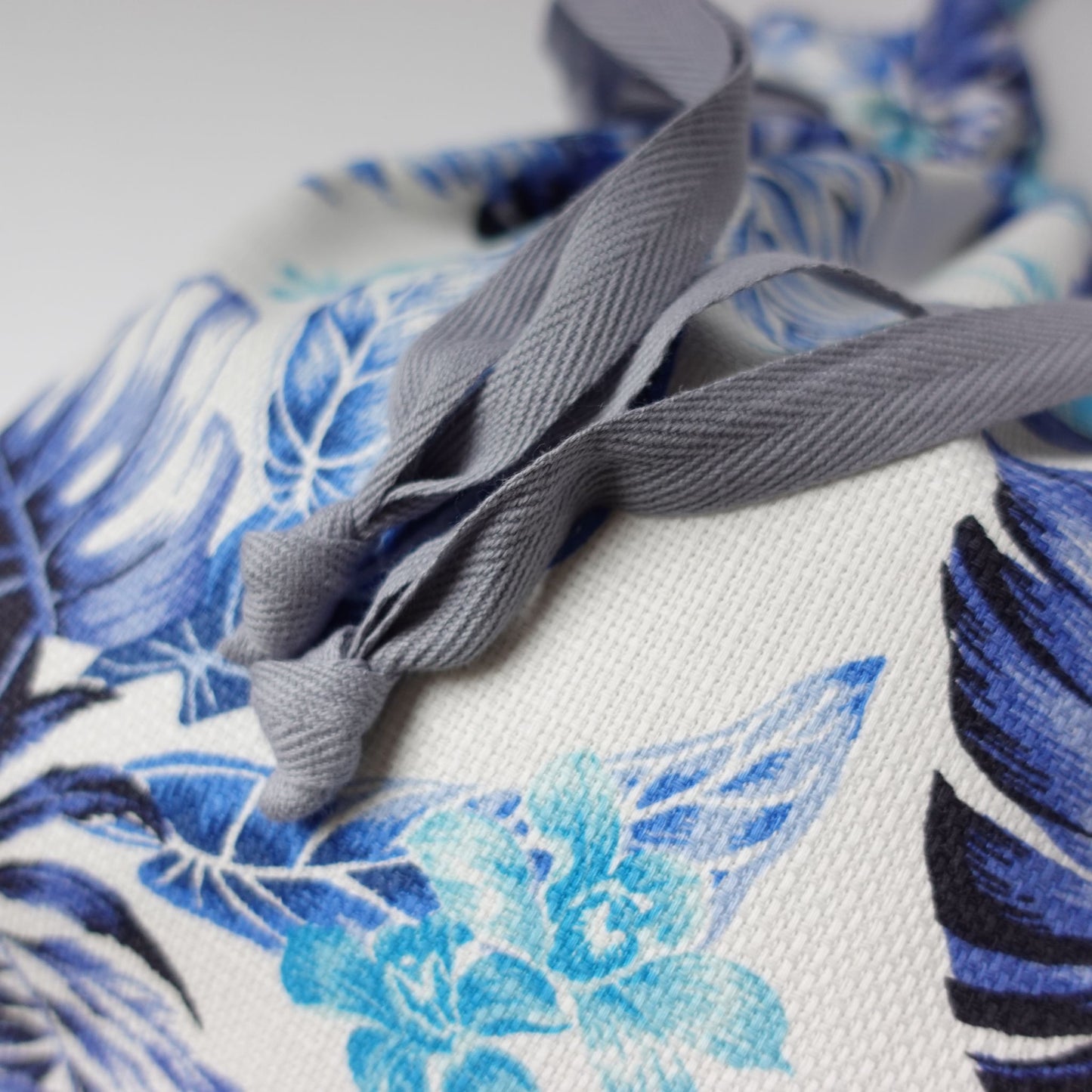 THIDA BREEZE 2Way Bag（Botanical）