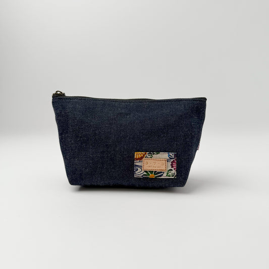 ３・７・３デニムファスナーポーチ