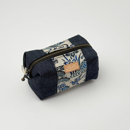 ３・７・３デニムキャラメルポーチ