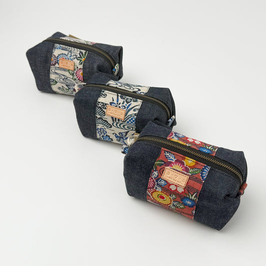 ３・７・３デニムキャラメルポーチ