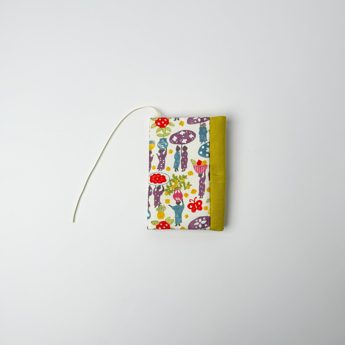 RYUKYU　COLLAGE ブックカバー(市場柄)