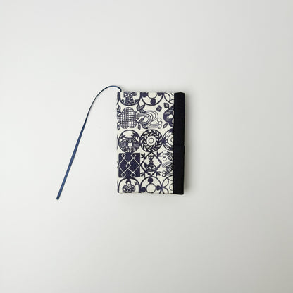 RYUKYU　COLLAGE ブックカバー(ちゃんぷるー柄)