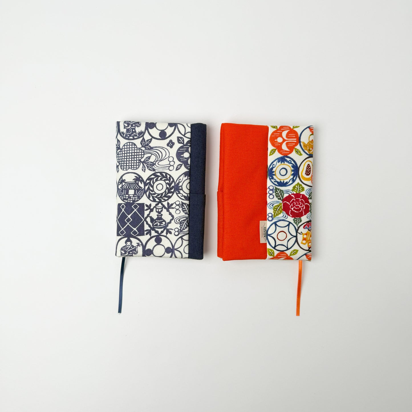 RYUKYU　COLLAGE ブックカバー(ちゃんぷるー柄)