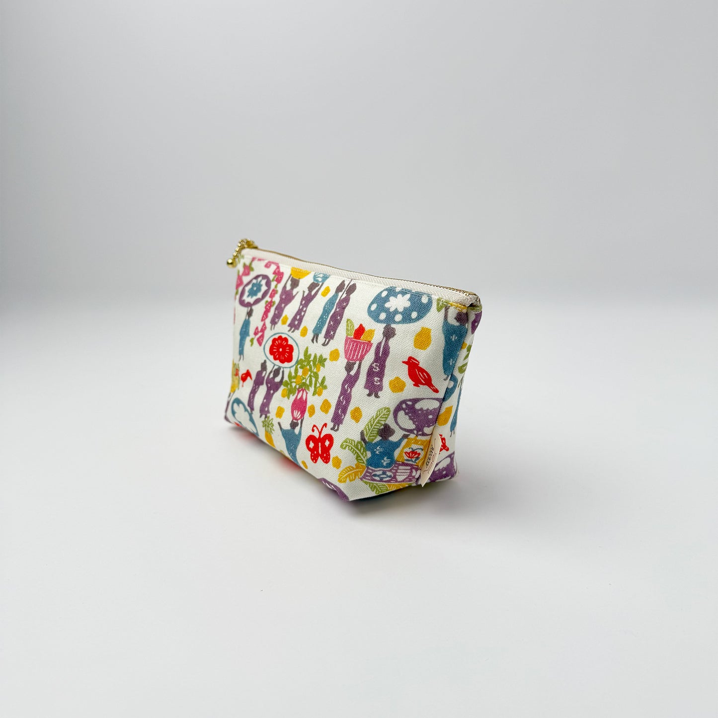 RYUKYU　COLLAGE マチ付きポーチ(市場柄)