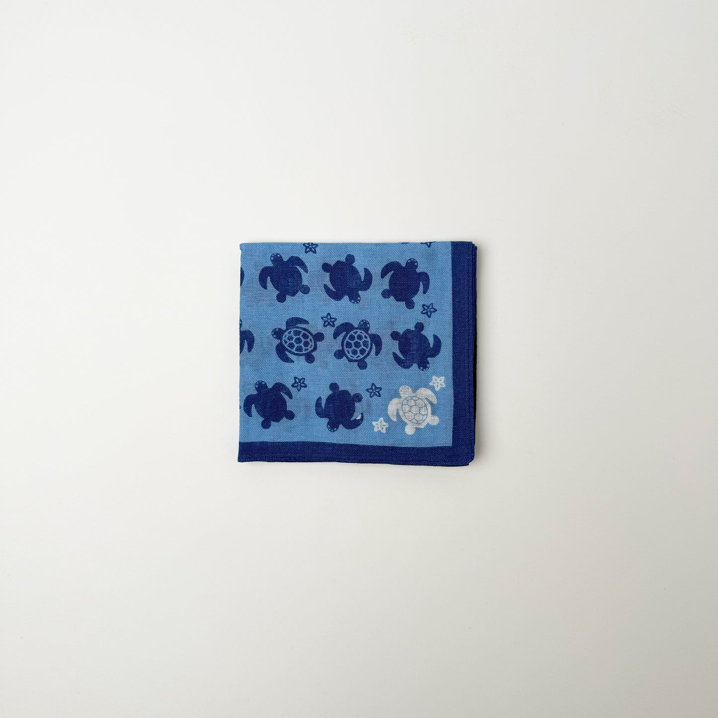 島の色ハンカチ