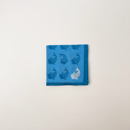 島の色ハンカチ