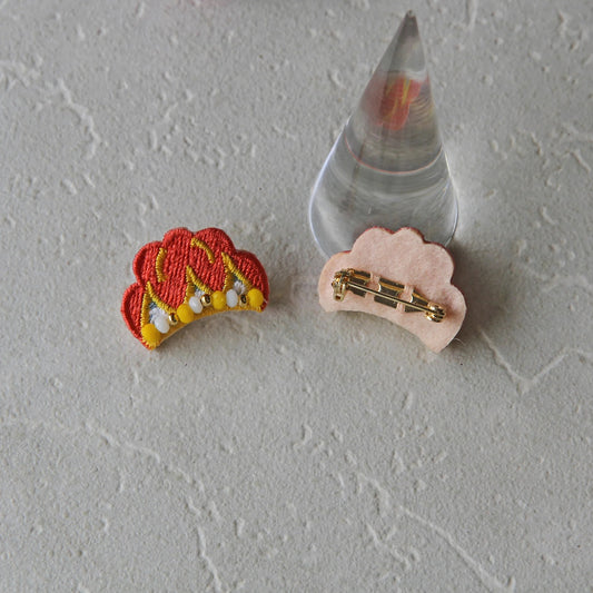 nuuno ピンブローチ-花笠-